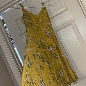 Old navy yellow floral cami dress with adjustable straps